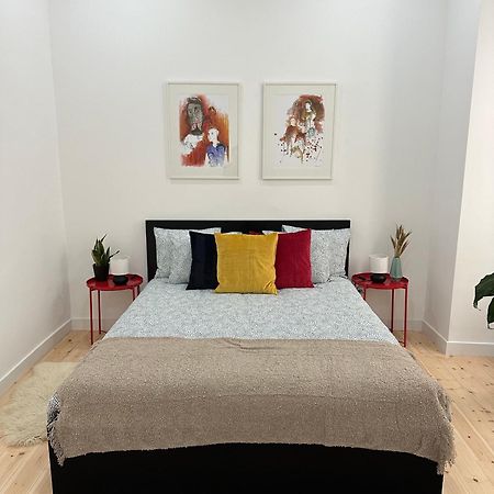 Modern Bedroom In Lisboa Ngoại thất bức ảnh